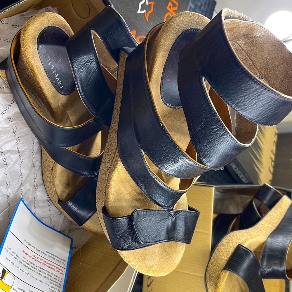 Modzori- two tone sandles with the tennis shoe bottom.
